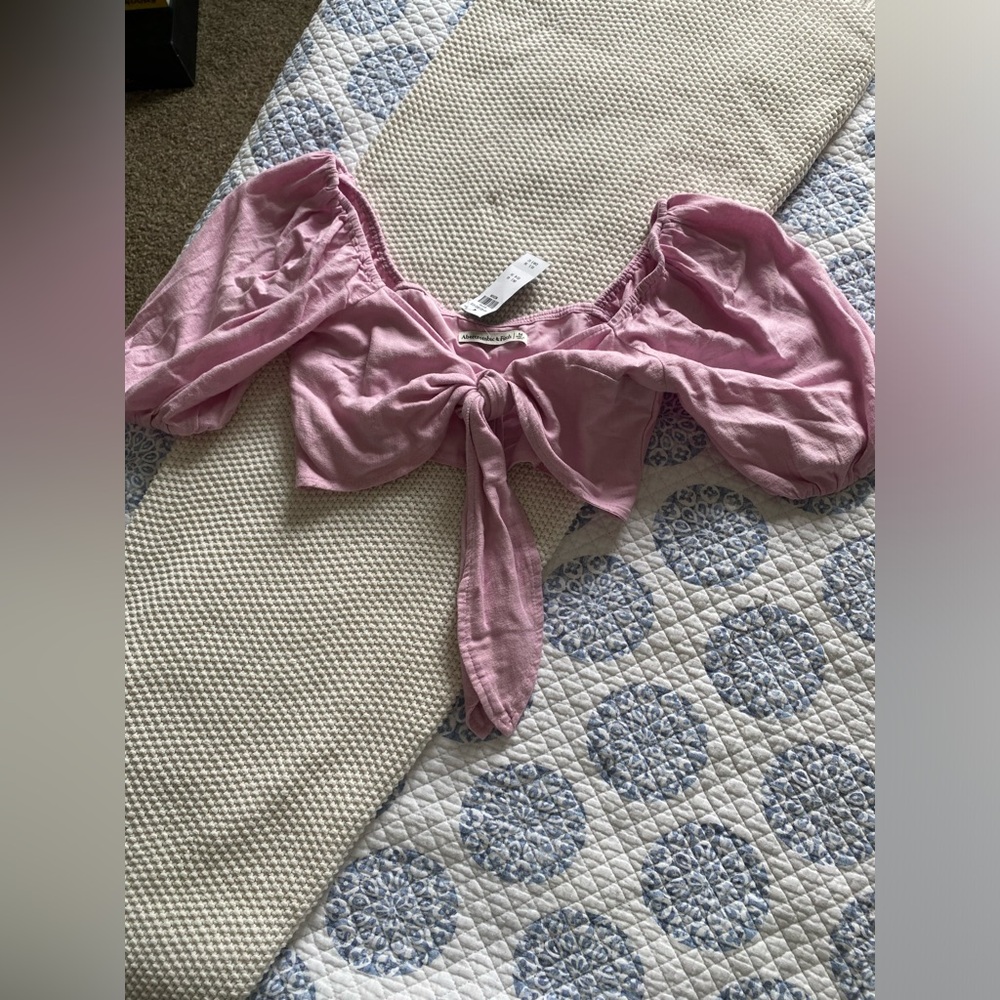 Abercrombie tie top